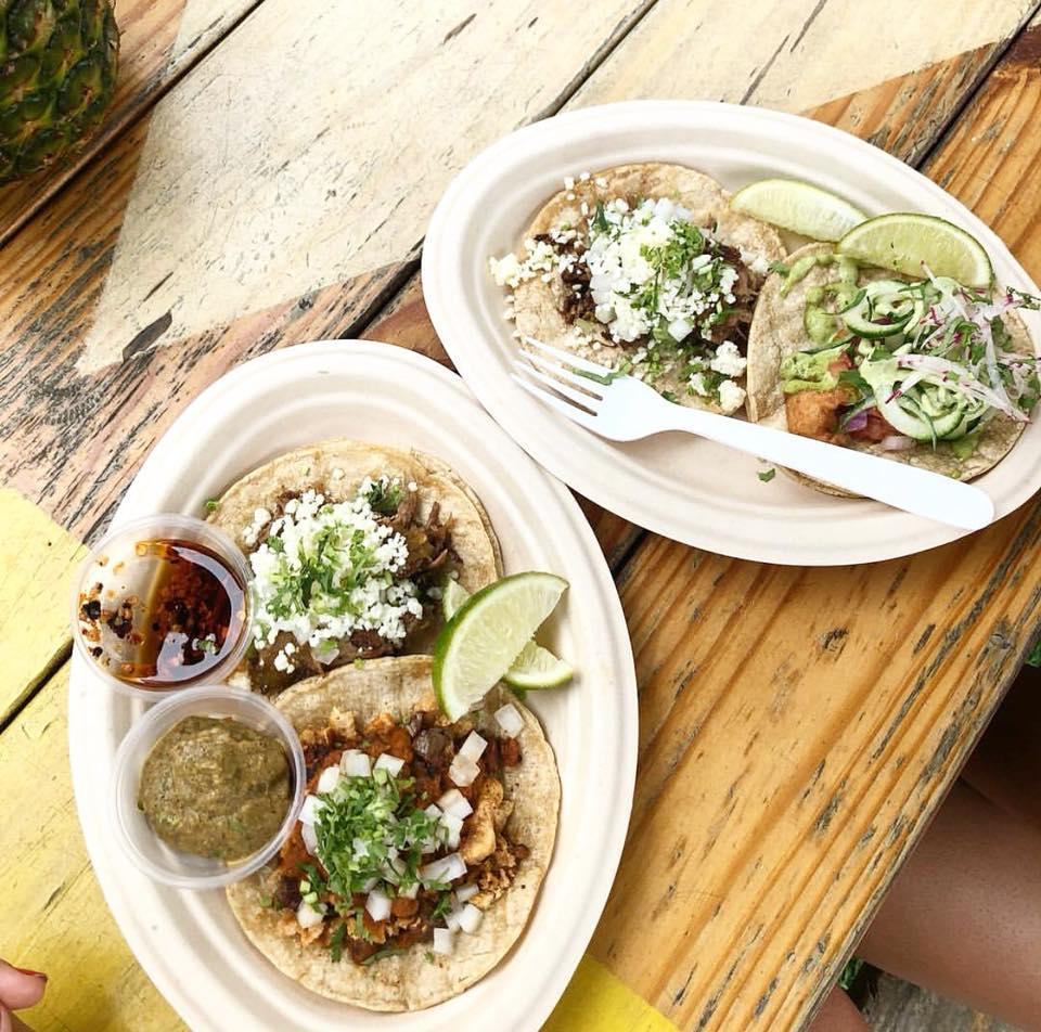 Los mejores restaurantes frente al mar en Miami asientos al aire libre